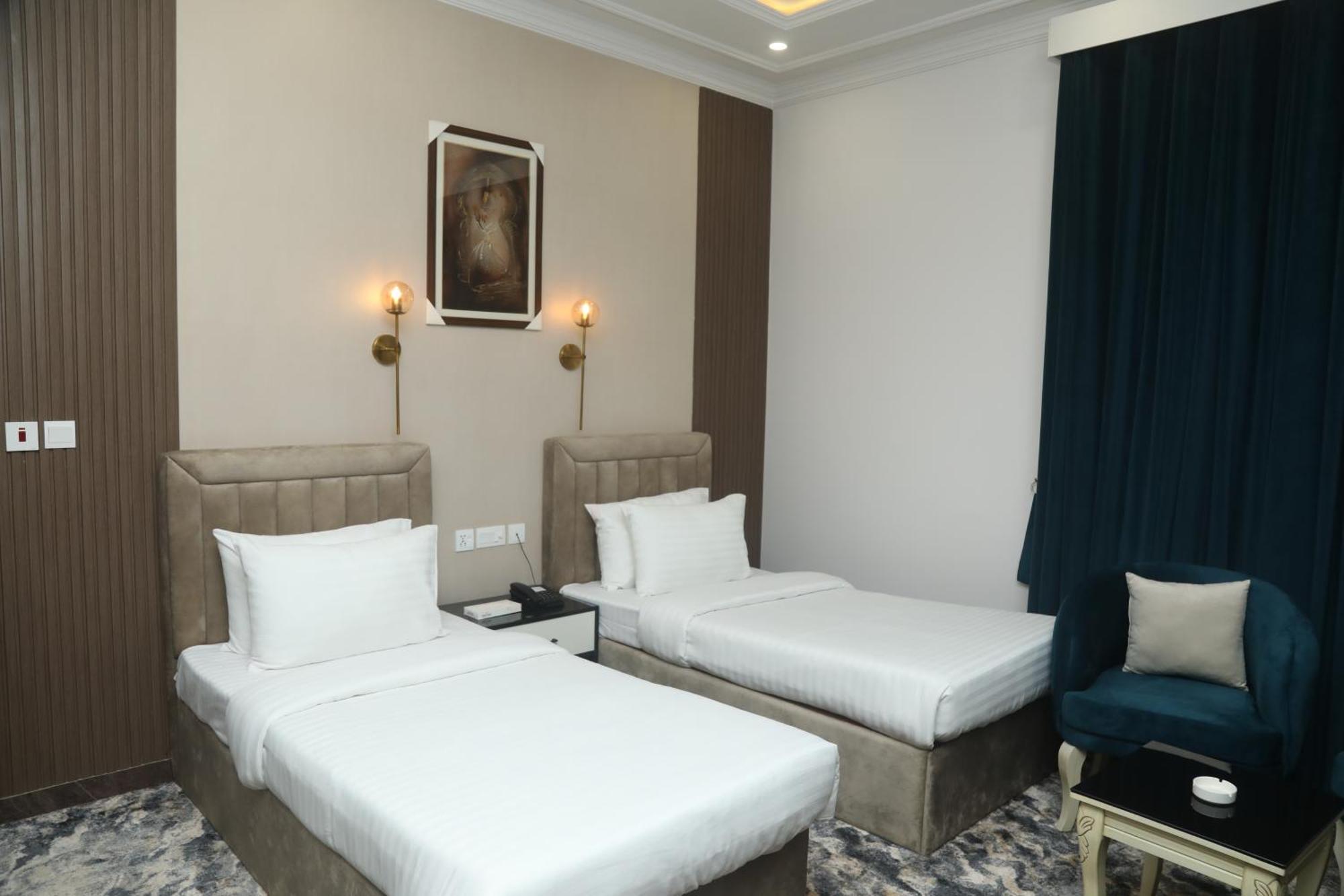 Swarg Hotel Sahiwal 외부 사진
