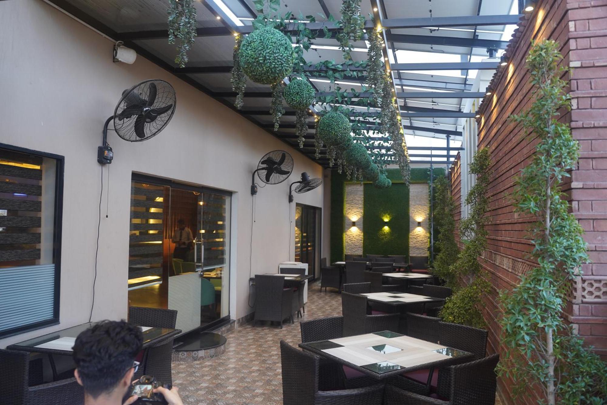 Swarg Hotel Sahiwal 외부 사진