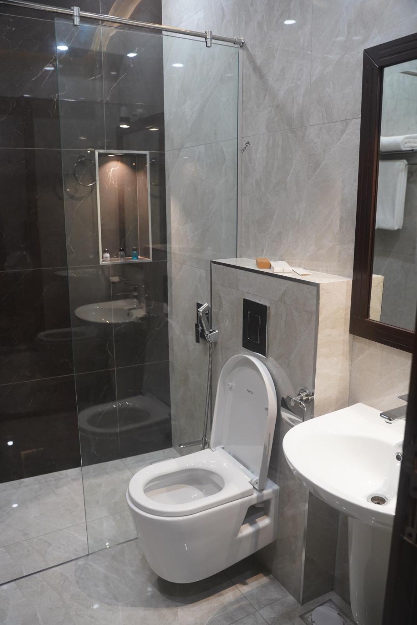 Swarg Hotel Sahiwal 외부 사진